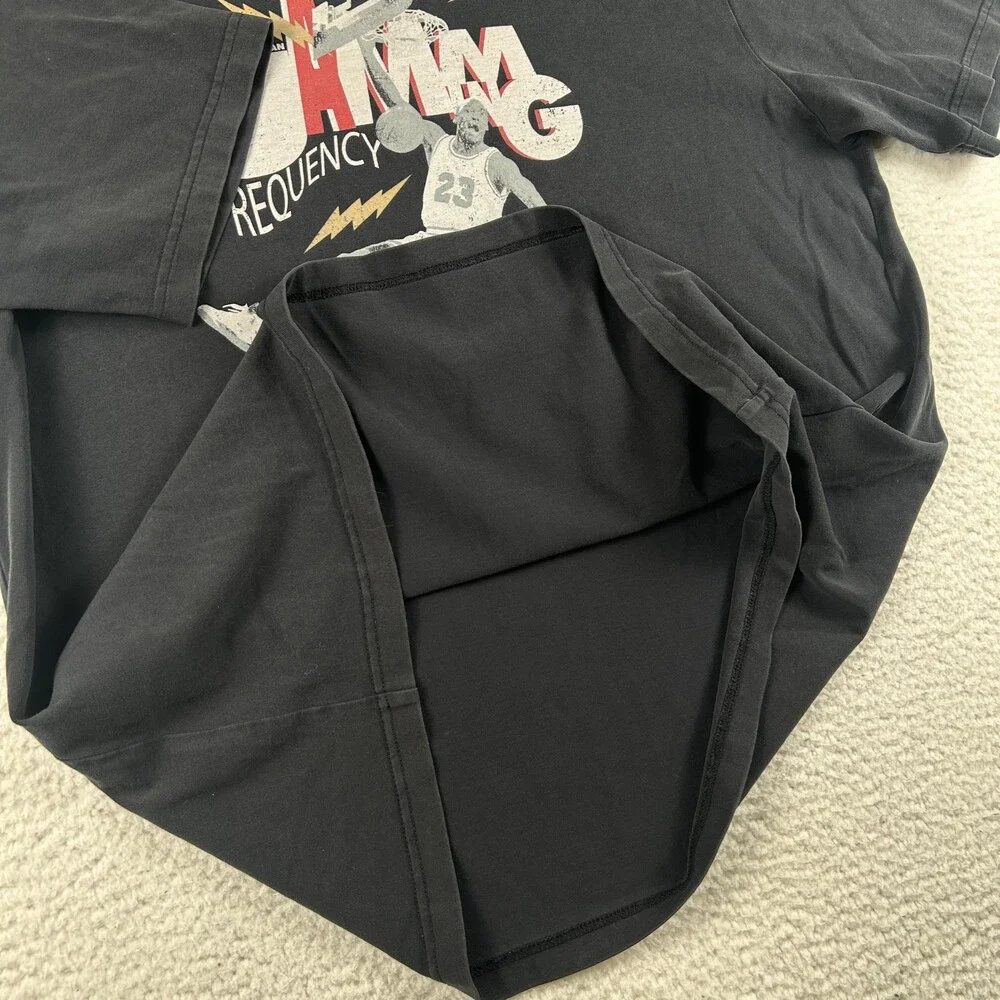 Jordan Shirt Mens XL Black Jamming Frequency Air Jordan 23 Nike Graphic Tee